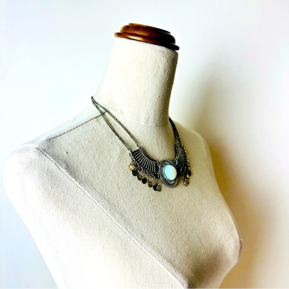VINTAGE Gorgeous Bohemian silver colour choker coin necklace - Picture 5 of 6